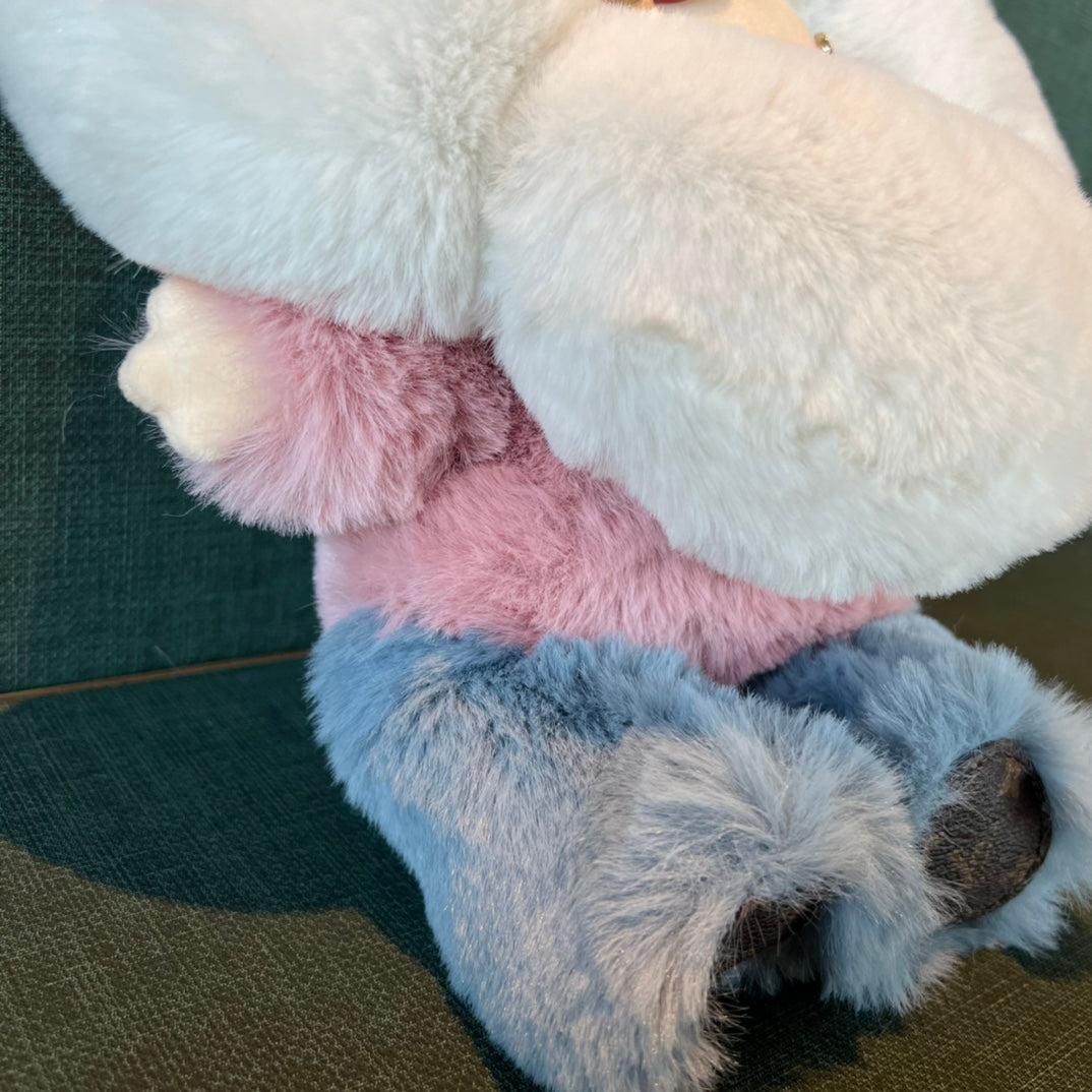 CUSTOM VIVIENNE WHITE PLUSH