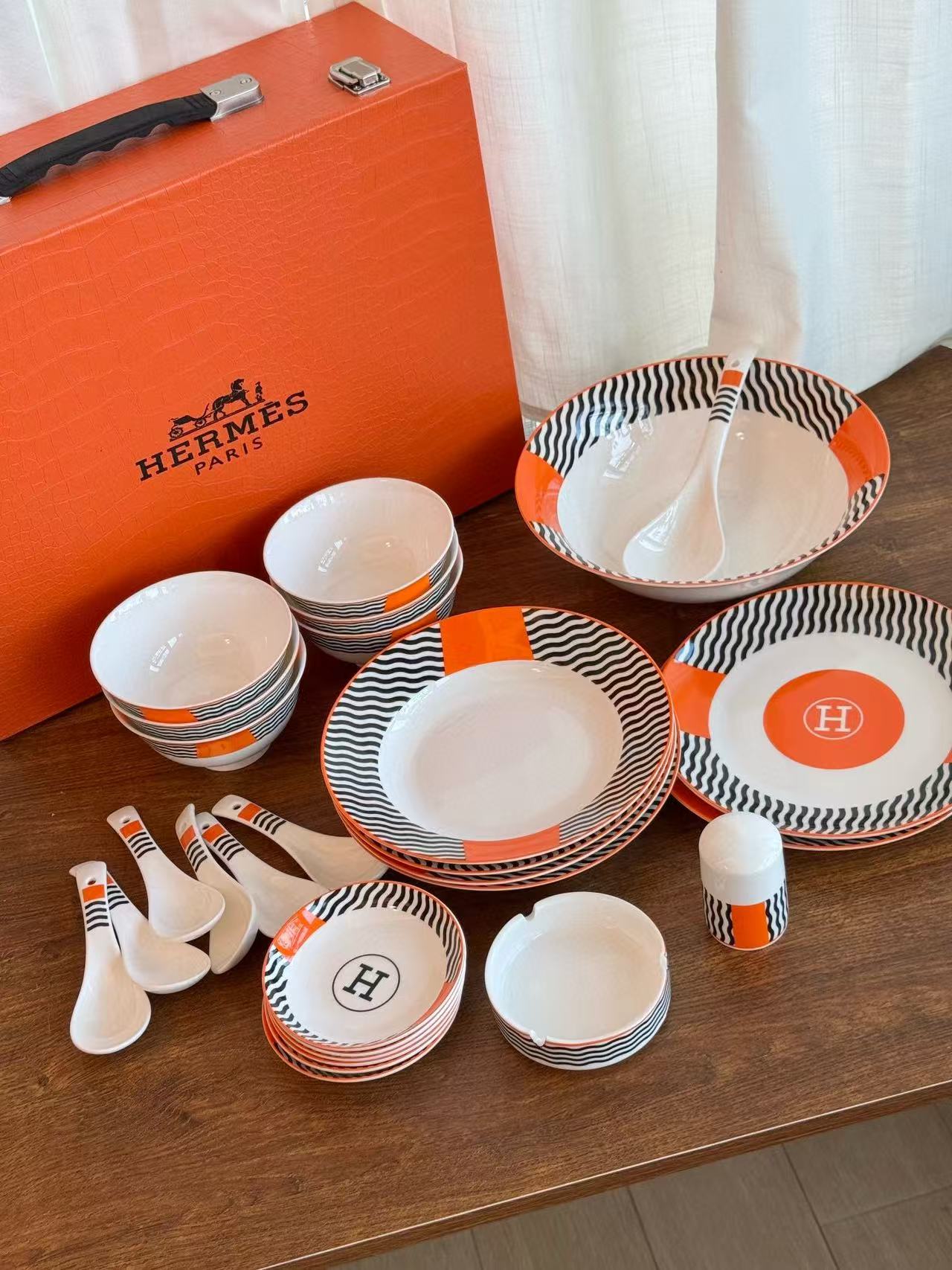 CUSTOM HERMES DINING TABLEWARE SET 2.0