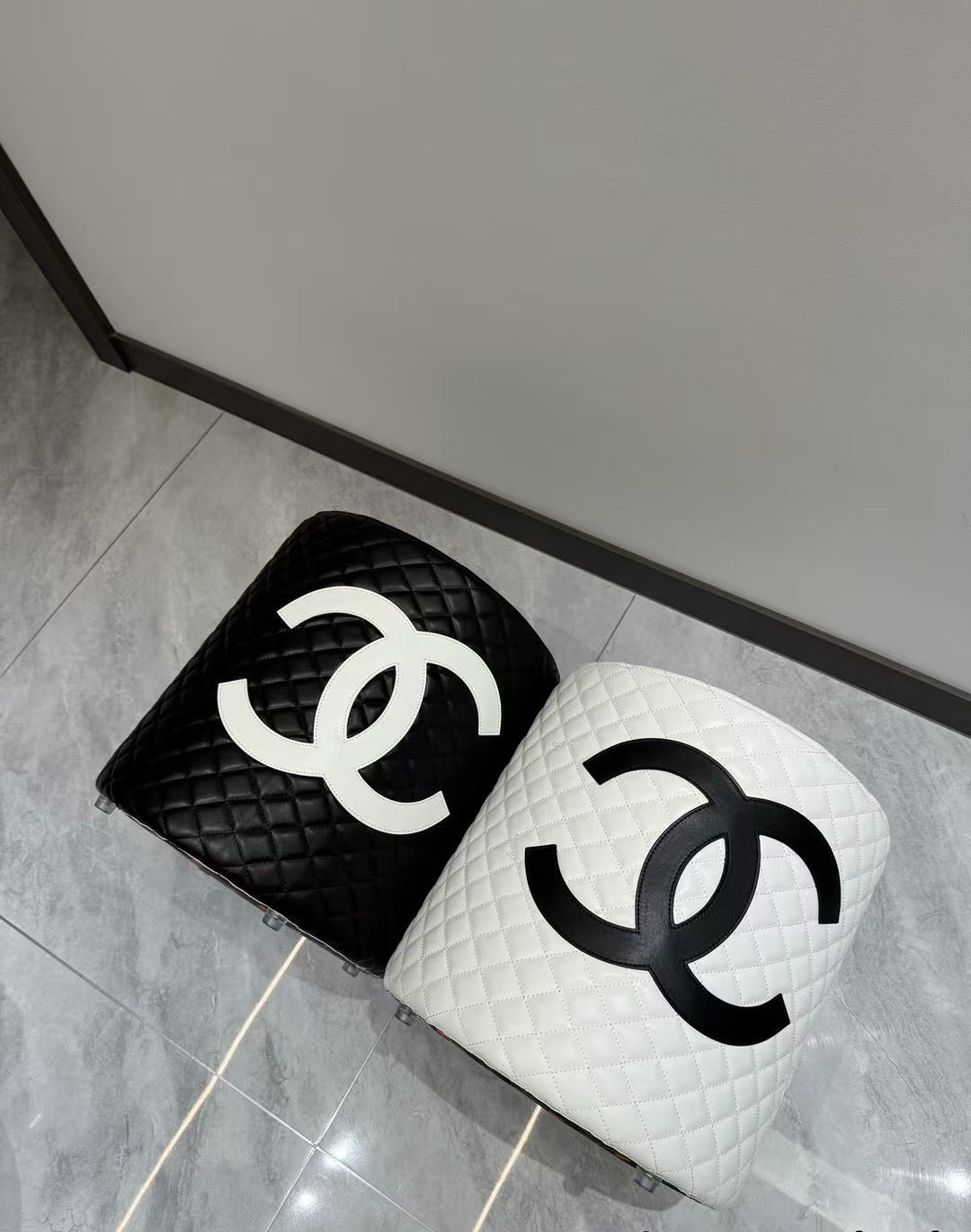 COCO MAKE UP OTTOMAN STOOL