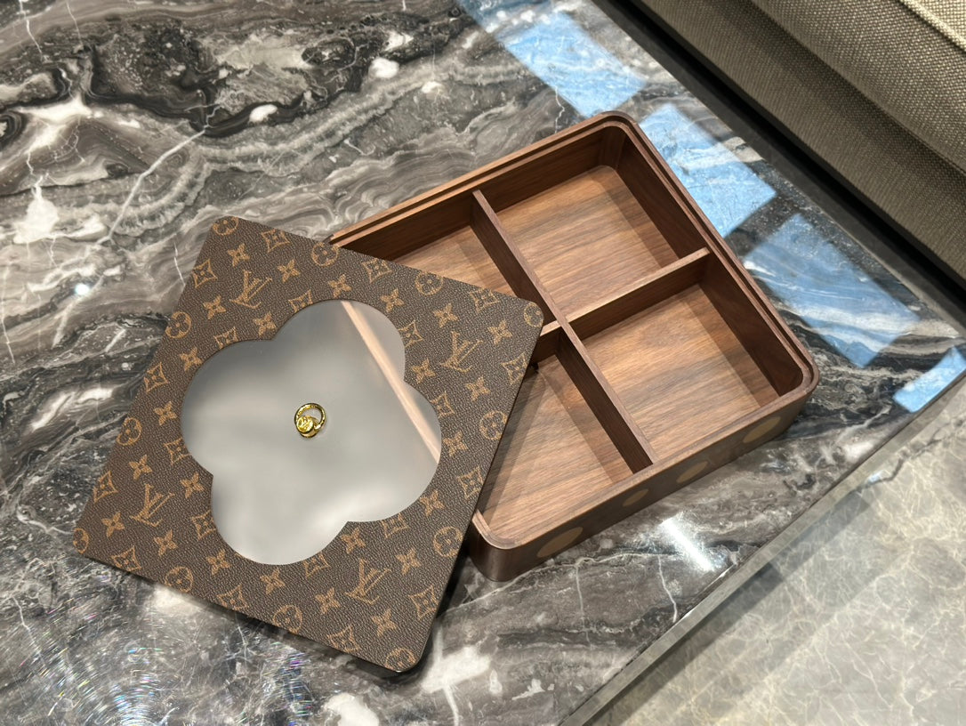 CUSTOM LV ACCESSORIES BOX 2.0