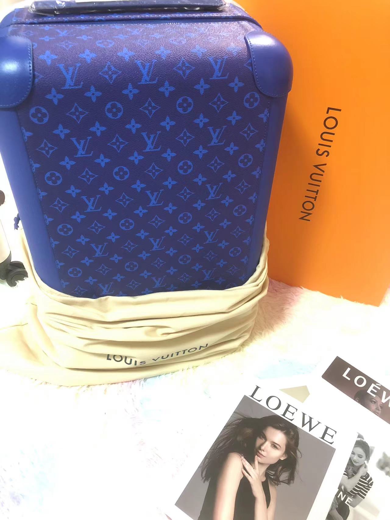 CUSTOM BLUE TAIGARAMA CABIN 37L HORIZON 55 SUITCASE