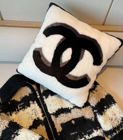 COCO SHEARLING THROW PILLOW