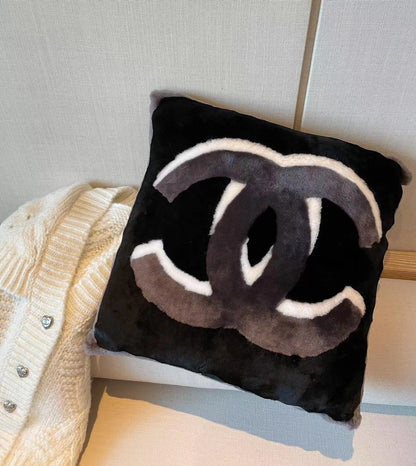COCO SHEARLING THROW PILLOW