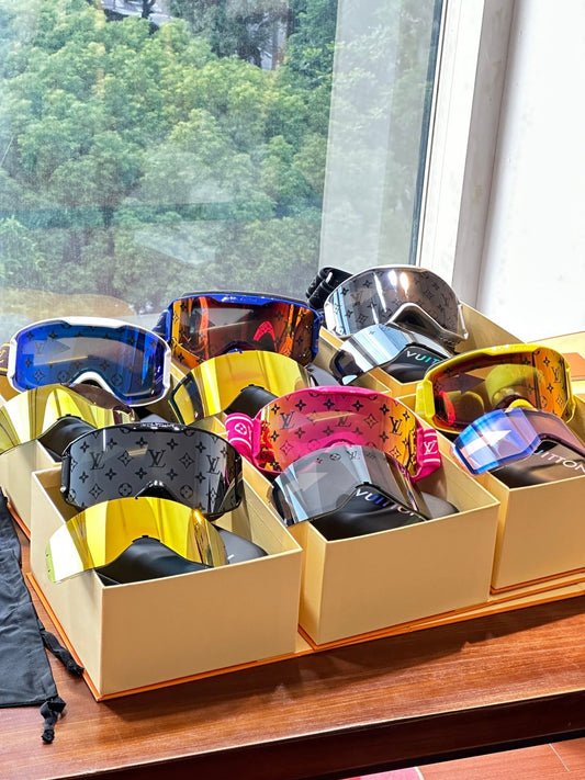 CUSTOM LV SNOW MASK