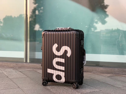 SUPREME TOPAS 45L CABIN SUITCASE