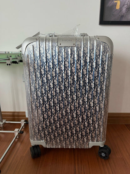 CHRISTIAN CABIN 35L SUITCASE