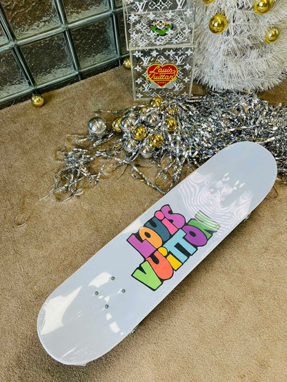 CUSTOM LV MNG COMICS SKATEBOARD