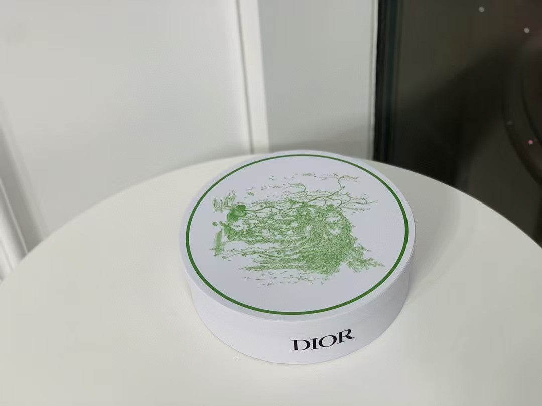 CHRISTIAN BOTANICAL FEMINISM PLATES SET