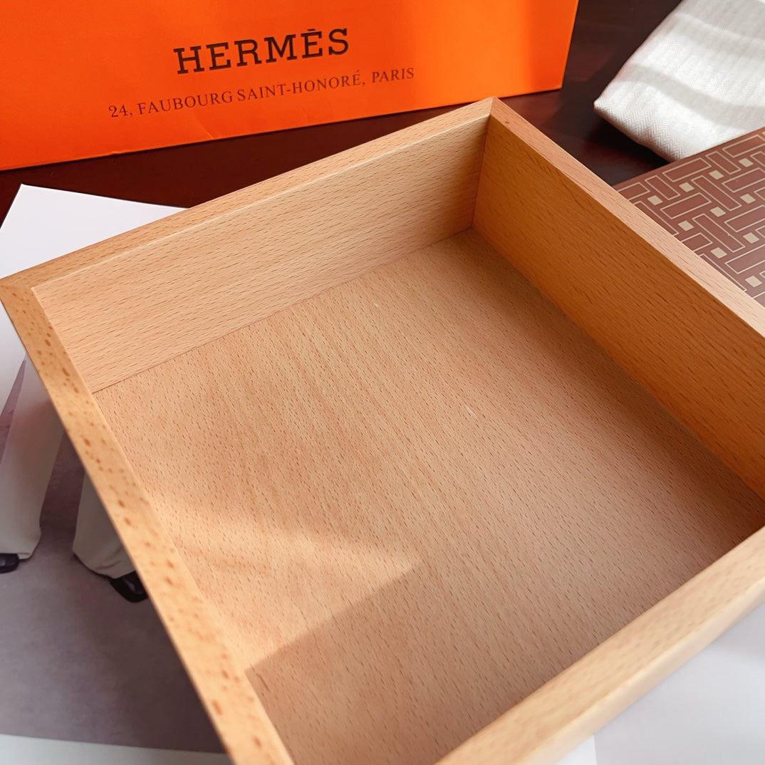 HERMES WOOD ACCESSORIES BOX