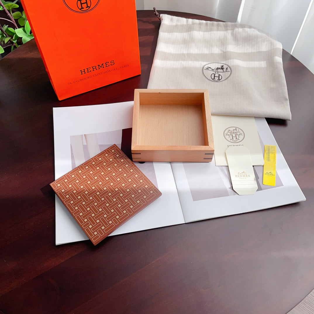 HERMES WOOD ACCESSORIES BOX