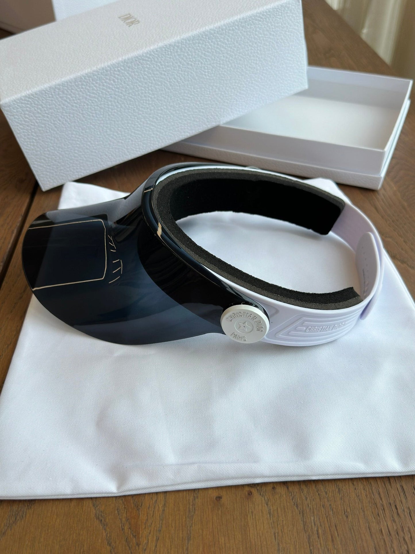 CHRISTIAN SUN VISORS