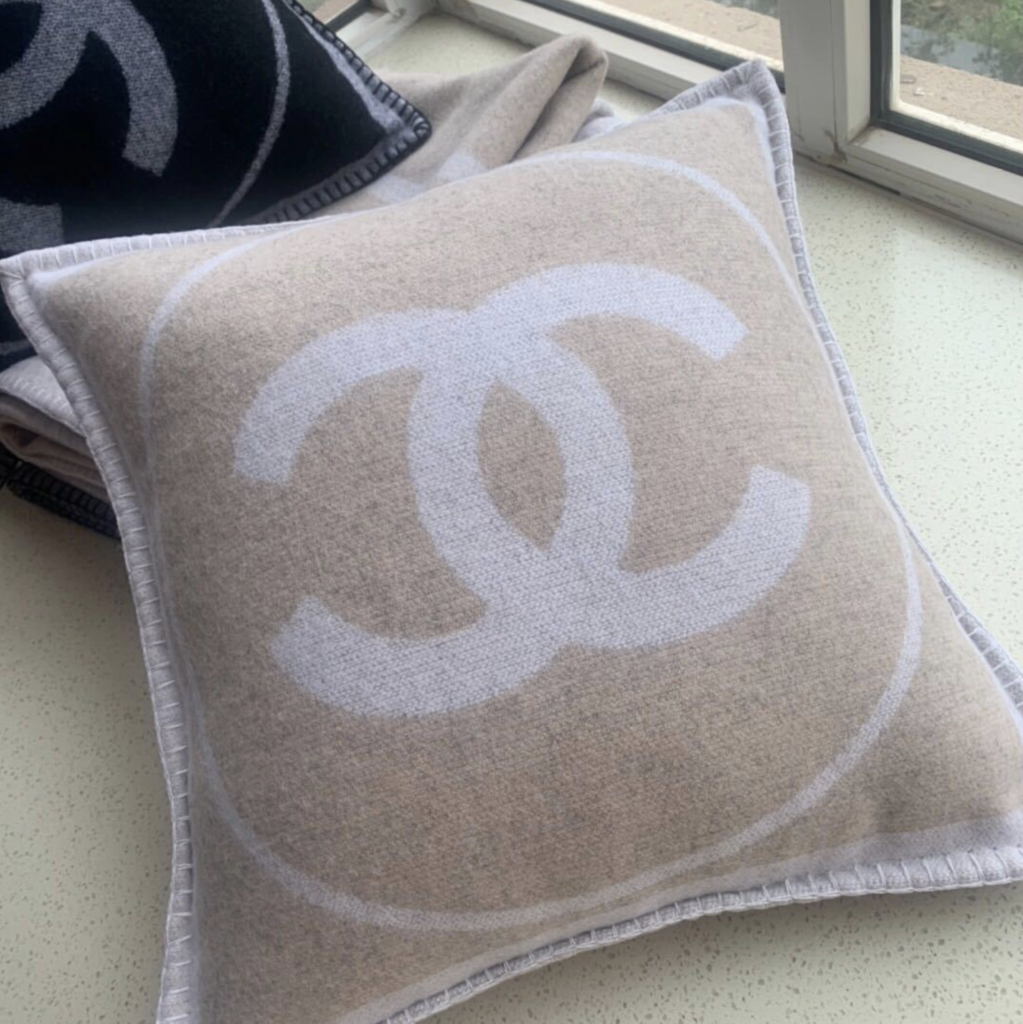COCO WOOL THROW PILLOW