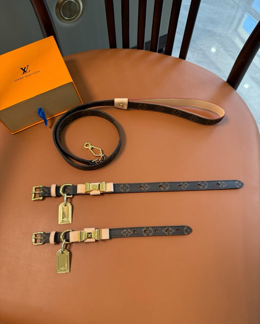 LV DOG COLLAR AND LEASH (BOWTIE)