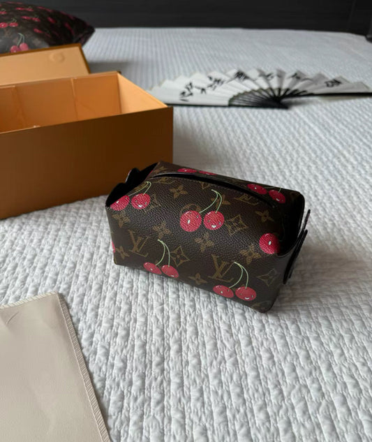 LV CHERRY TISSUE ROUND COVER (BROWN)