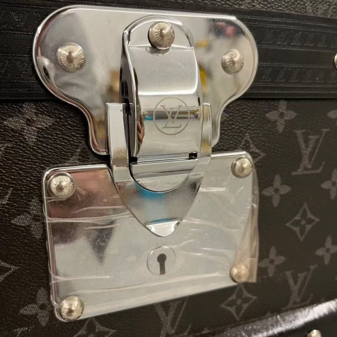 CUSTOM LV BLACK TRUNK