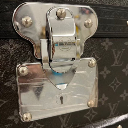 CUSTOM LV BLACK TRUNK