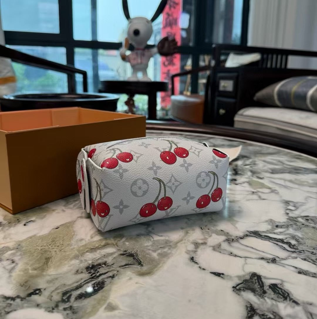 LV CHERRY TISSUE ROUND COVER (WHITE)