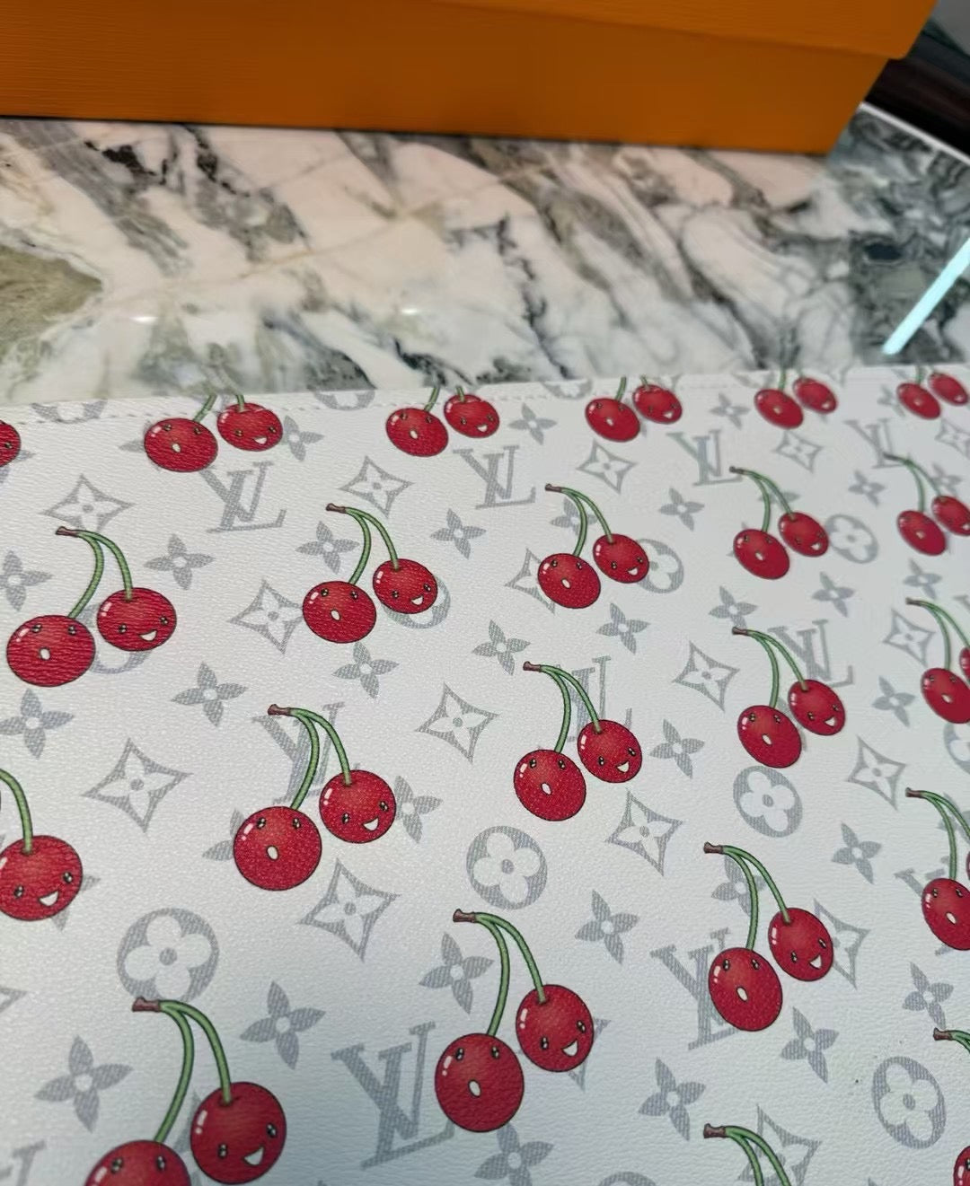 LV CHERRY EATING PLACEMAT (WHITE)