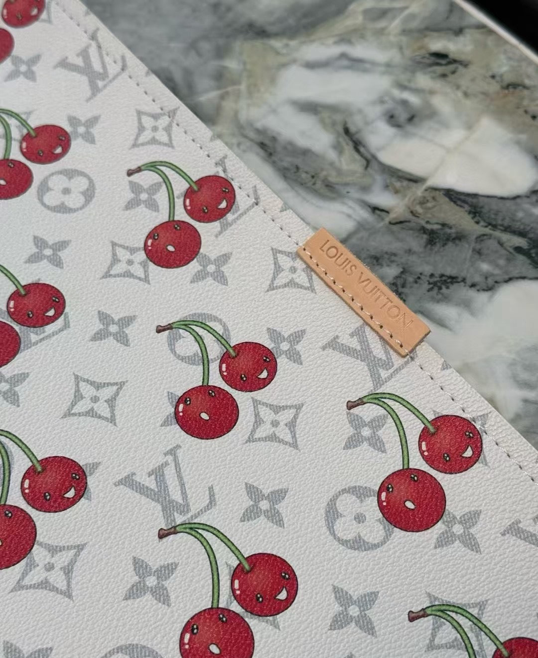 LV CHERRY EATING PLACEMAT (WHITE)