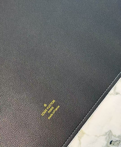 LV CHERRY EATING PLACEMAT (WHITE)