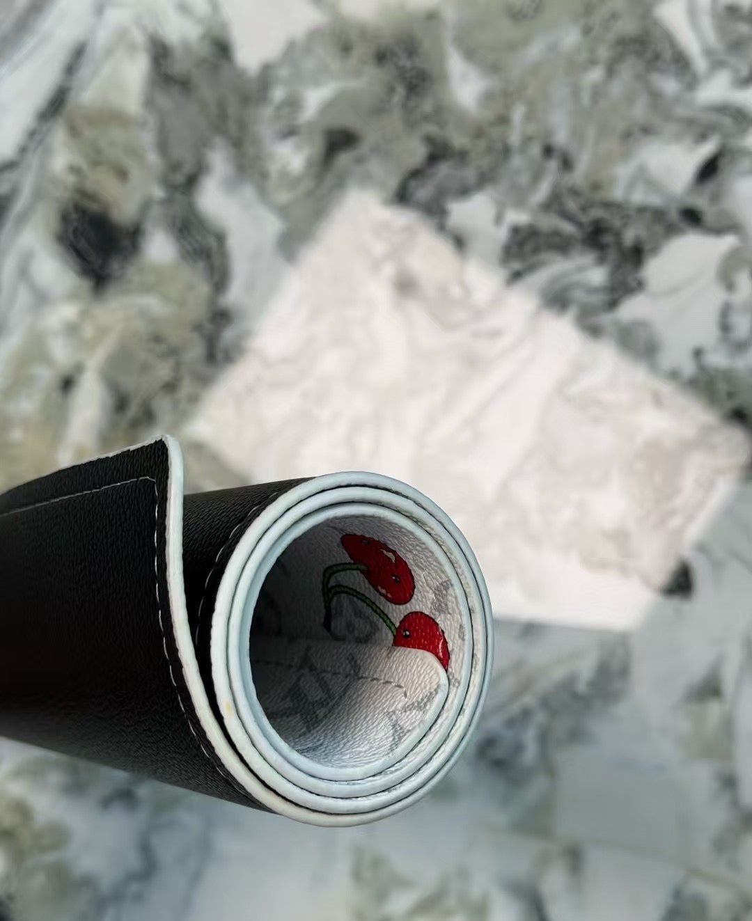 LV CHERRY EATING PLACEMAT (WHITE)