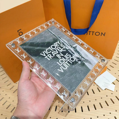 CUSTOM TRANSPARENT PICTURE FRAME