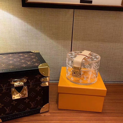 CUSTOM ROUND SCOTT BOX