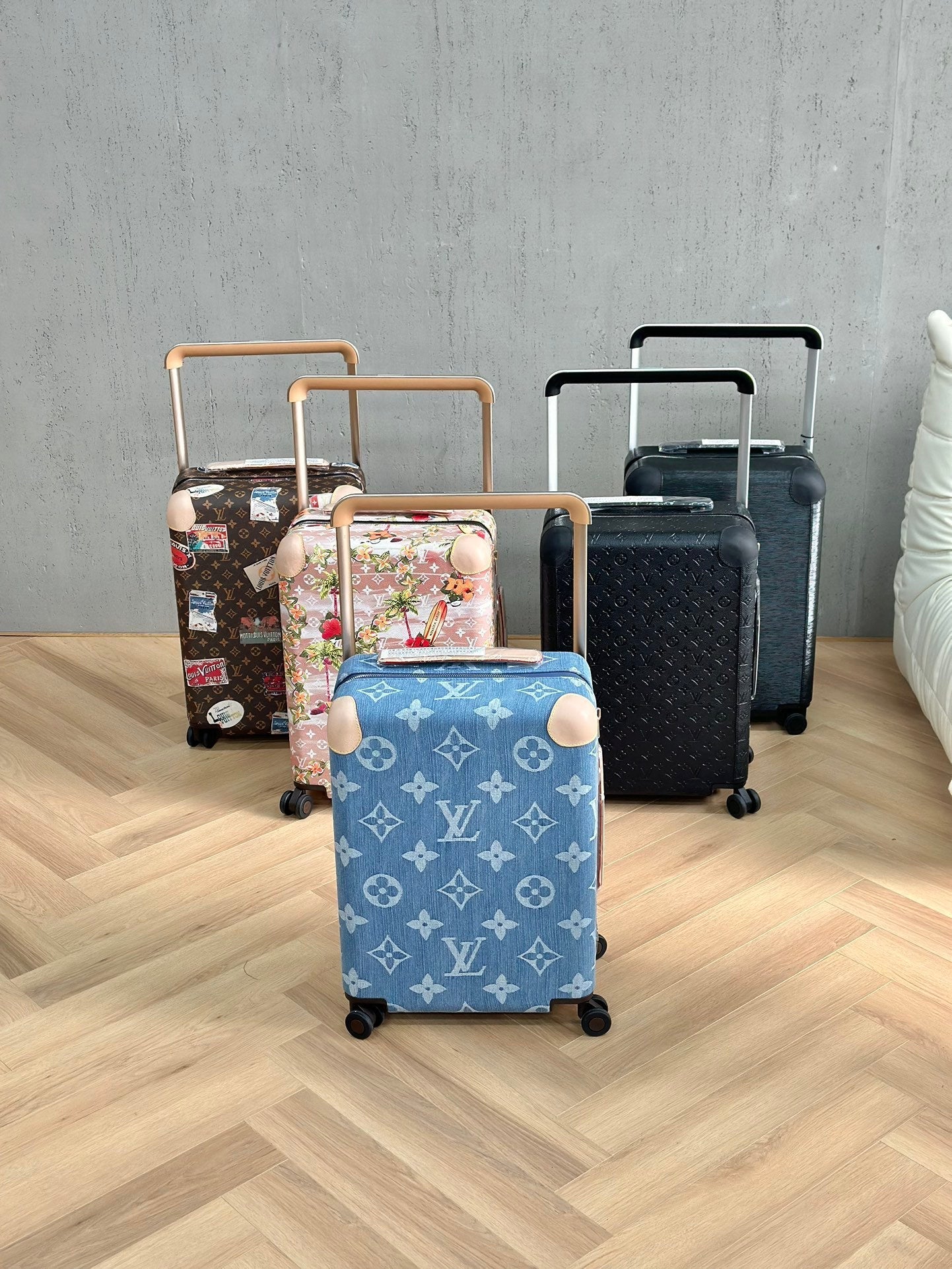 CUSTOM SUMMER SURFING CABIN 37L HORIZON 55 SUITCASE