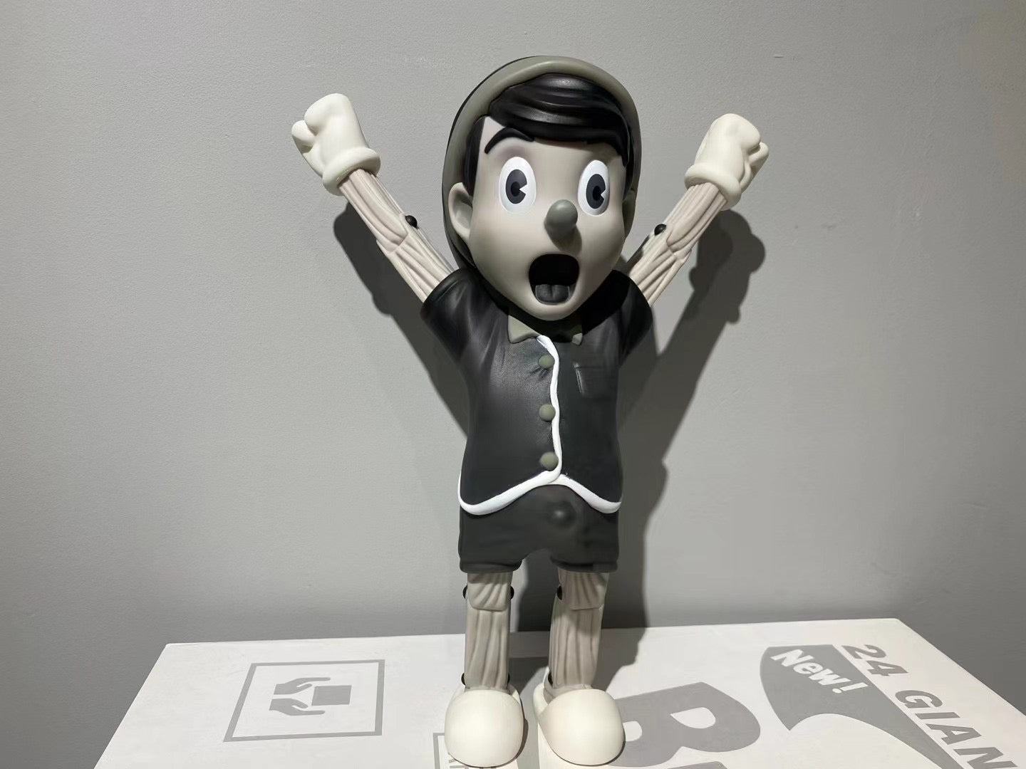 PINOCCHIO FIGURES MONOCHROME (A WOOD AWAKENING)