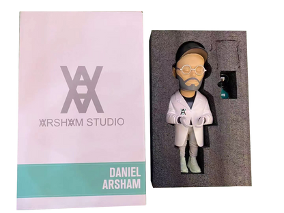DANIEL ARSHAM FIGURINE AUTHORS SERIES