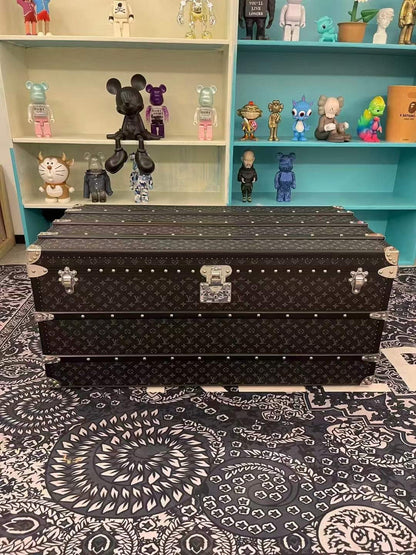 CUSTOM LV BLACK TRUNK