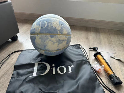 DIOR BASKETBALL