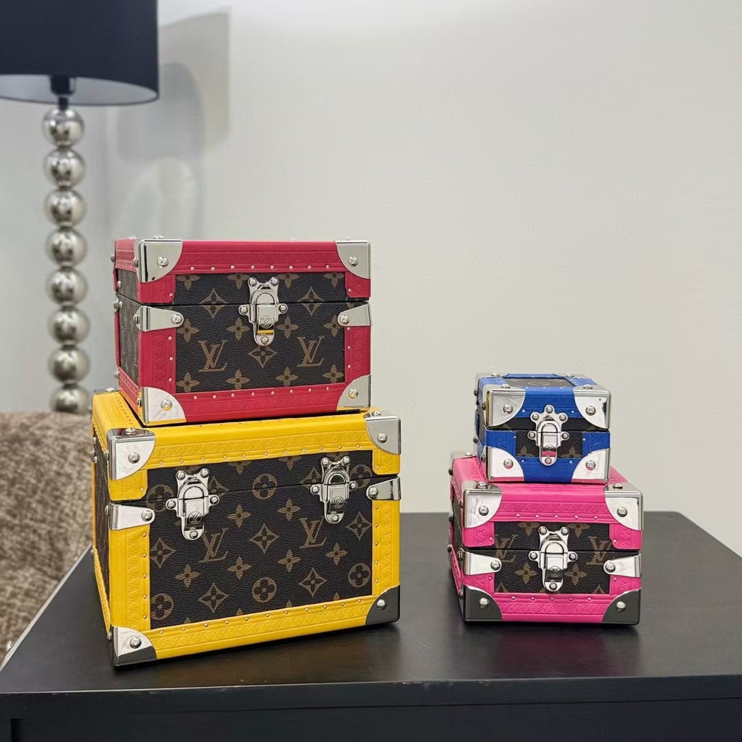 CUSTOM LV PYRAMID MONOGRAM TRUNK SET MULTI COLOUR