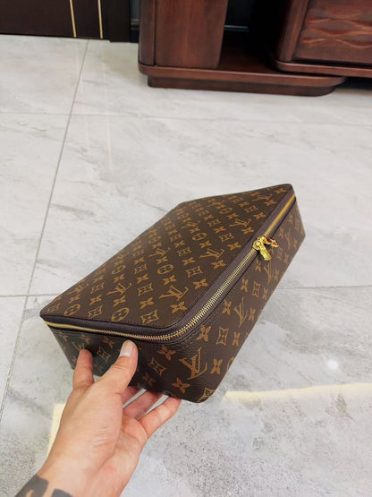 CUSTOM LV MAKE UP 3 IN 1 POUCH SET (BROWN INTERIOR)
