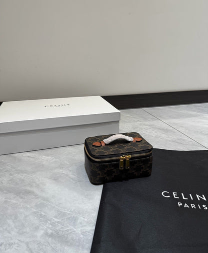 CELINE MAKE UP 3 IN 1 POUCH SET