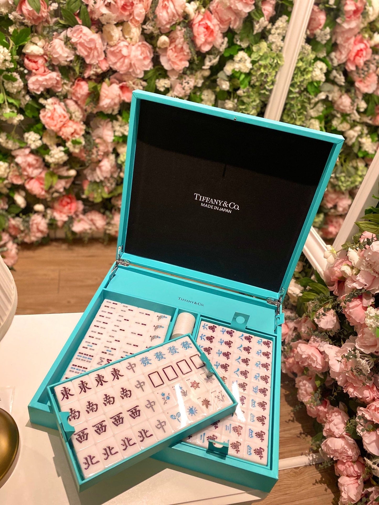 TIFFANY & CO MAHJONG SET
