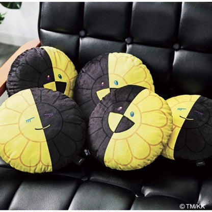 MURAKAMI X HIKARU PILLOW