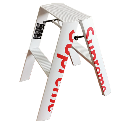 LUCANO STEP LADDER